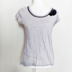 Merona Scoop Neck Tee Shirt Floral Accent